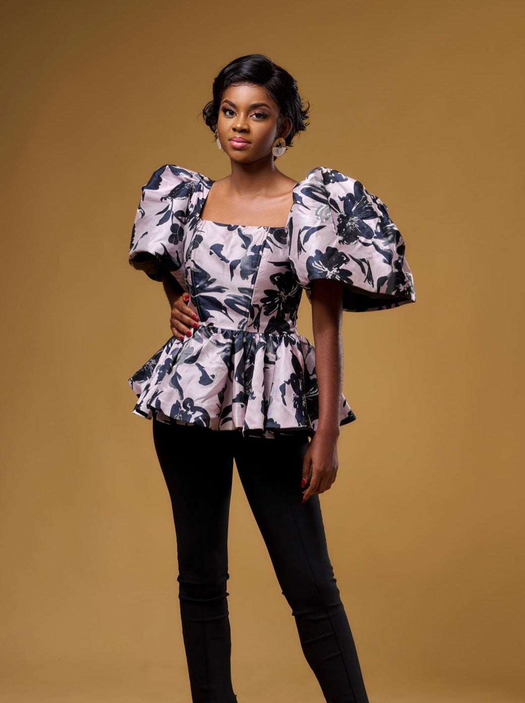 Ms Kabuki - exaggerated sleeve blouse (pink/black)